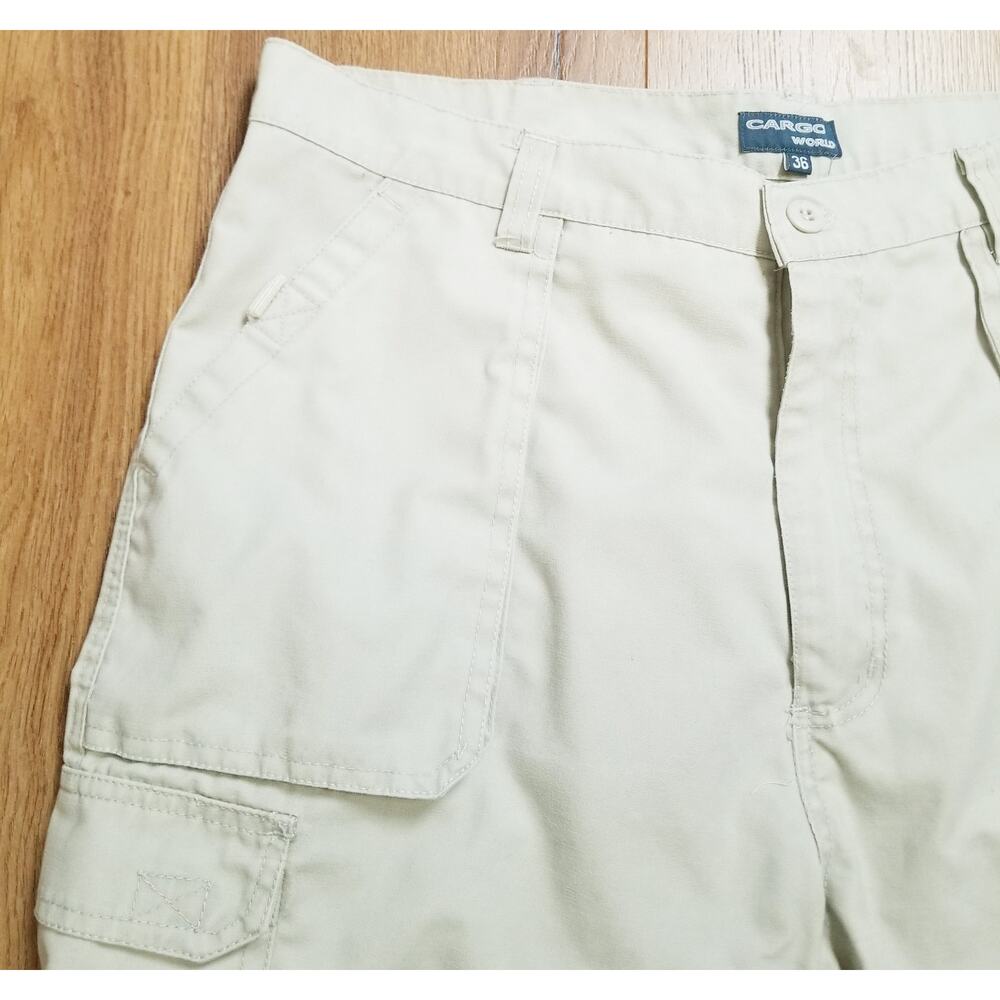 Cargo World Men's Cotton Blend Beige Cargo Shorts Hiking Camping 7 Pockets Sz 36 - Picture 2 of 10
